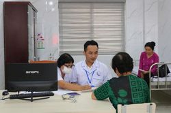 Hà Nội khám sàng lọc miễn phí 12 bệnh phổ biến cho người dân
