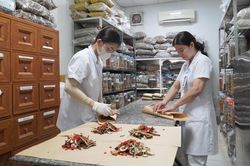Vì sao tiềm năng chưa thành thế mạnh?