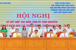 5 cơ quan thông tấn, báo chí chủ lực của trung ương ký hợp tác với Tỉnh ủy Thái Nguyên