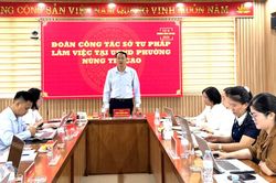 Sở Tư pháp làm việc với UBND phường Nùng Trí Cao