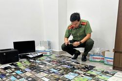 83 người nước ngoài cùng hàng trăm điện thoại nghi lừa đảo công nghệ cao