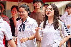 Đề tiếng Anh THPT 2026 không dễ hơn, phổ điểm vẫn được dự báo tăng nhẹ