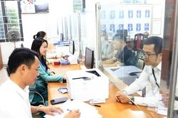 Phân quyền mạnh mẽ hơn về tổ chức bộ máy và chế độ công vụ