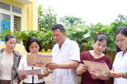 Yên Lãng chủ động diệt bọ gậy, phòng ngừa sốt xuất huyết