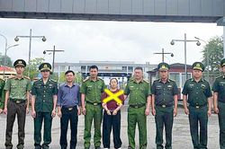 Danh tính 'nữ quái' mang 4 tiền án, giở chiêu trò sinh liền 7 con để trốn thi hành án