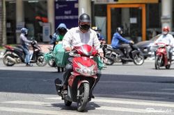 Ngày 13/6, Hà Nội ngày nắng nóng, chiều tối và đêm có mưa dông