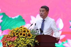 Thủ tướng Lê Minh Hưng: Đưa ngọn lửa thi đua trở thành sức mạnh hành động để tăng trưởng bền vững '2 con số'*