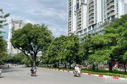 Nắng nóng tiếp diễn ở trung du, đồng bằng Bắc Bộ và Trung Bộ
