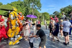 S&ocirc;i động lễ hội m&ugrave;a h&egrave; đa sắc m&agrave;u giữa v&ugrave;ng di sản Ninh B&igrave;nh