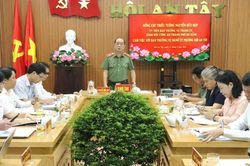 Ph&aacute;t huy tiềm năng, giữ vững an ninh trật tự, x&acirc;y dựng Hội An T&acirc;y ph&aacute;t triển bền vững
