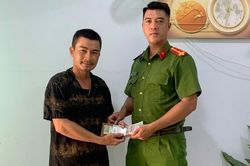 Nhặt được của rơi trả người đánh mất
