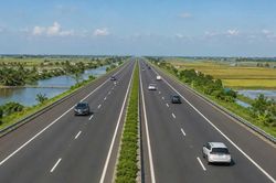 Đề xuất làm đường cao tốc kết nối Vành đai 4 TPHCM về Đồng Tháp