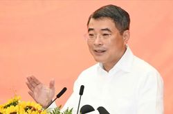 Gỡ điểm nghẽn, phân quyền mạnh cho đô thị đặc biệt