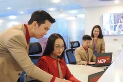 T&igrave;m lợi thế cạnh tranh cho Trung t&acirc;m T&agrave;i ch&iacute;nh quốc tế Việt Nam
