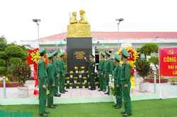 Lan tỏa giá trị thiêng liêng từ tượng đài 'Bác Hồ với chiến sĩ Biên phòng'