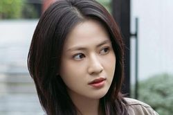 Tái xuất màn ảnh nhỏ, diễn viên Việt Hoa 'biến hóa' gây bất ngờ