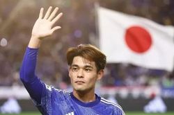 Cầu thủ từng dính bê bối được dự World Cup, Liên đoàn Bóng đá Nhật hứng chỉ trích