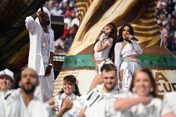 Lisa, Katy Perry bùng nổ trên sân khấu khai mạc World Cup 2026 tại Mỹ