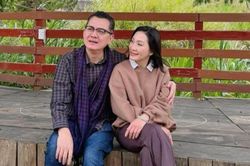 Nghệ sĩ Hữu Châu bày tỏ với Hồng Đào