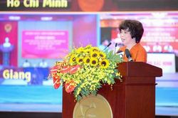Anh hùng Lao động Thái Hương: 'Muốn vươn mình, dân tộc trước hết phải khỏe mạnh'