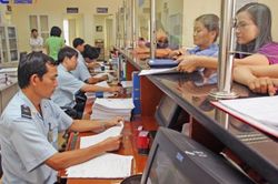 Sàn thương mại điện tử có nên chịu trách nhiệm người khai hải quan?