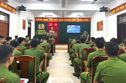 N&acirc;ng cao tr&igrave;nh độ nghiệp vụ kiểm tra về ph&ograve;ng ch&aacute;y, chữa ch&aacute;y cho c&aacute;n bộ, chiến sĩ