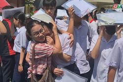 ĐIỂM TỰA NGOÀI TRƯỜNG THI