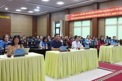 Cụm thi đua Hội Liên hiệp Phụ nữ các phường phía nam sơ kết phong trào thi đua 6 tháng đầu năm 2026