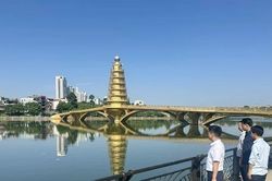 Giữ sắc diện Đất Tổ xanh, sạch, đẹp