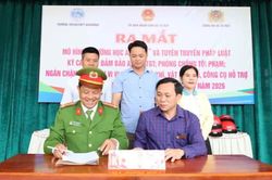 Để người dân dễ tiếp cận pháp luật