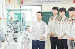 Bắc Ninh Phát triển nhân lực chất lượng cao đáp ứng tiêu chuẩn toàn cầu