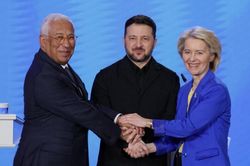 EU chính thức mở đàm phán để kết nạp Ukraine