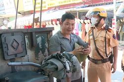Vi phạm chở hàng cồng kềnh sẽ bị xử lý nghiêm