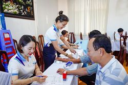 Khám sức khỏe cho cán bộ, viên chức