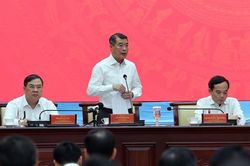 Khẩn trương x&acirc;y dựng Luật Đ&ocirc; thị đặc biệt cho Th&agrave;nh phố Hồ Ch&iacute; Minh với c&aacute;c nh&oacute;m ch&iacute;nh s&aacute;ch đột ph&aacute;