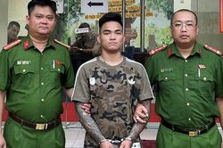 Vụ thanh niên 'xăm trổ' cầm điếu cày đánh tới tấp người dân ở Hà Nội: Nguyễn Tiến Lộc bị bắt, khai nguyên nhân