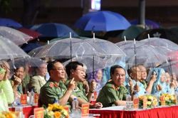 Gala nghệ thuật 'Tổ quốc b&igrave;nh y&ecirc;n': Bản trường ca về tr&iacute; tuệ, l&ograve;ng trung th&agrave;nh v&agrave; kh&aacute;t vọng h&ograve;a b&igrave;nh