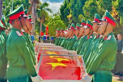 Gia Lai truy điệu, an táng 18 hài cốt liệt sỹ hy sinh ở Campuchia