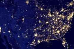 NASA âm thầm quan sát Trái đất vào ban đêm, kết quả chỉ ra 'nghịch lý' không ngờ tới, đặc biệt ở châu Âu