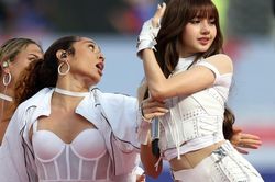 Lisa (BLACKPINK) siêu quyến rũ tại khai mạc FIFA World Cup 2026