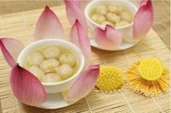 5 món ăn bài thuốc từ hạt sen giúp an thần, dưỡng tâm, bồi bổ cơ thể