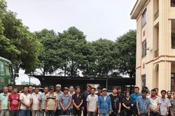 Gia Lai: Đột kích trường gà, bắt giữ 31 đối tượng đang sát phạt ăn tiền
