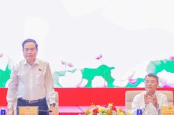 Chủ tịch Quốc hội: X&acirc;y dựng c&aacute;c cơ quan b&aacute;o ch&iacute; chuy&ecirc;n nghiệp, nh&acirc;n văn, hiện đại