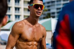 Nhà vô địch Champions League kinh ngạc trước body của Ronaldo