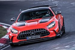 Mercedes-AMG đặt mục tiêu doanh số toàn cầu 200.000 xe