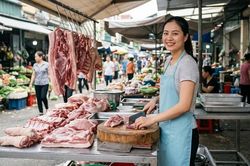 Giá heo hơi hôm nay 14.6: Thị trường phân hóa mạnh giữa ba miền