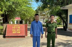 TikToker Long 'ch&iacute;n ng&oacute;n' dương t&iacute;nh ma t&uacute;y khi c&ocirc;ng an kiểm tra nh&agrave; nghỉ
