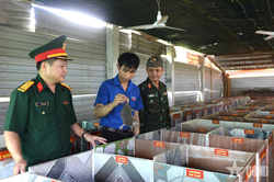 Giữ vững 'thế trận l&ograve;ng d&acirc;n' v&ugrave;ng bi&ecirc;n giới
