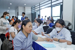 Sôi nổi ngày hội 'Thanh niên công nhân - Lan tỏa năng lượng tích cực'