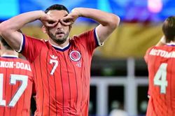 Scotland thắng trận World Cup đầu ti&ecirc;n sau 36 năm